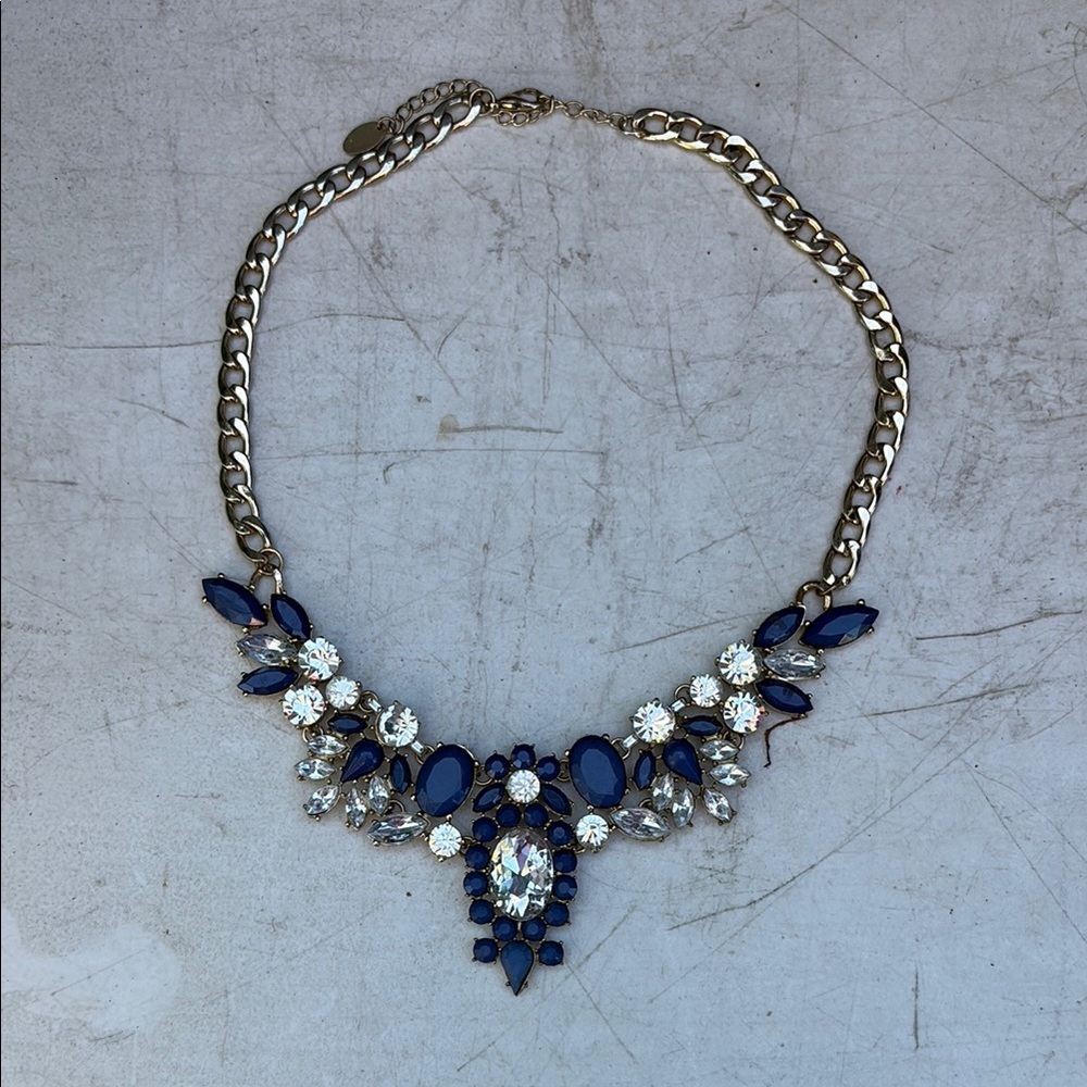 Elegant Blue and Silver Necklace
